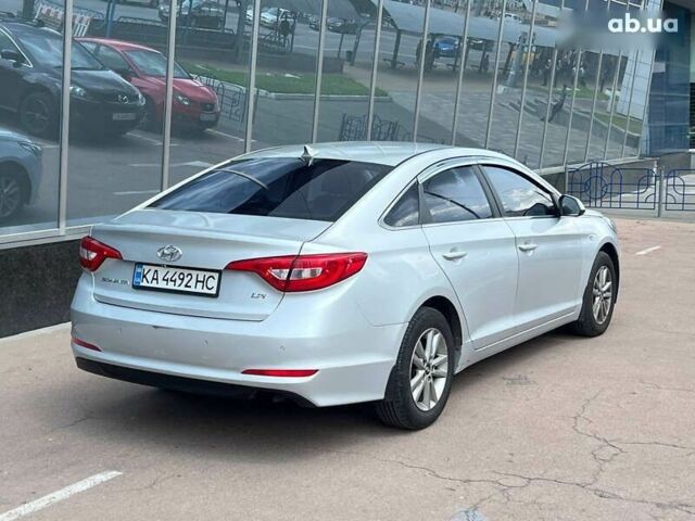 Хендай Соната 2014 в Киеве на Automoto.ua Серый Хендай Соната, объемом двигателя 2 л и пробегом 204 тыс. км за 10700 $, фото 2 на Automoto.ua
