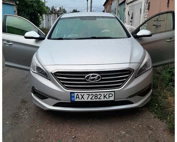Серый Хендай Соната, объемом двигателя 1.59 л и пробегом 167 тыс. км за 9700 $, фото 4 на Automoto.ua