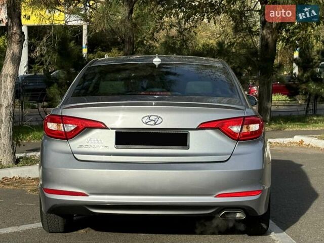 Хендай Соната 2014 у Одесі на Automoto.ua Сірий Хендай Соната, об'ємом двигуна 2.4 л та пробігом 190 тис. км за 10300 $, фото 7 на Automoto.ua