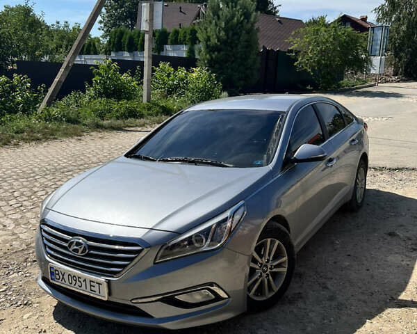 Сірий Хендай Соната, об'ємом двигуна 2 л та пробігом 225 тис. км за 11000 $, фото 8 на Automoto.ua