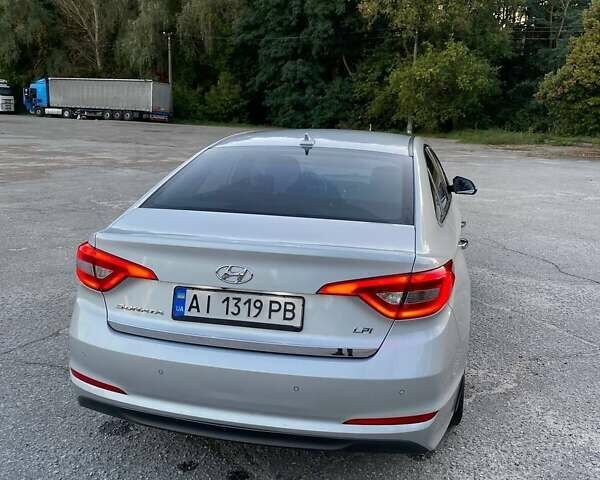 Серый Хендай Соната, объемом двигателя 2 л и пробегом 359 тыс. км за 9500 $, фото 48 на Automoto.ua