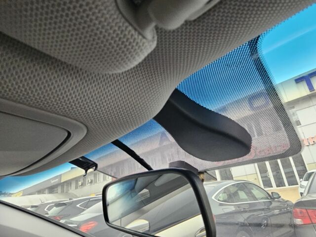 Серый Хендай Соната, объемом двигателя 2 л и пробегом 60 тыс. км за 14200 $, фото 19 на Automoto.ua