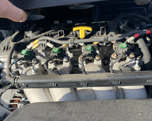 Хендай Соната 2014 у Києві на Automoto.ua Сірий Хендай Соната, об'ємом двигуна 2 л та пробігом 252 тис. км за 7350 $, фото 19 на Automoto.ua