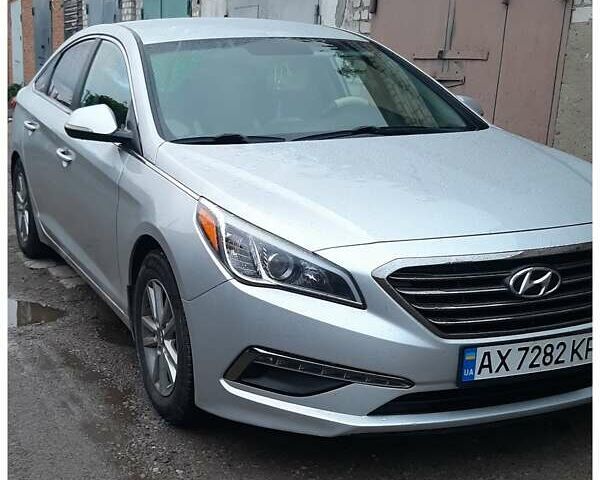 Серый Хендай Соната, объемом двигателя 1.59 л и пробегом 167 тыс. км за 9700 $, фото 5 на Automoto.ua