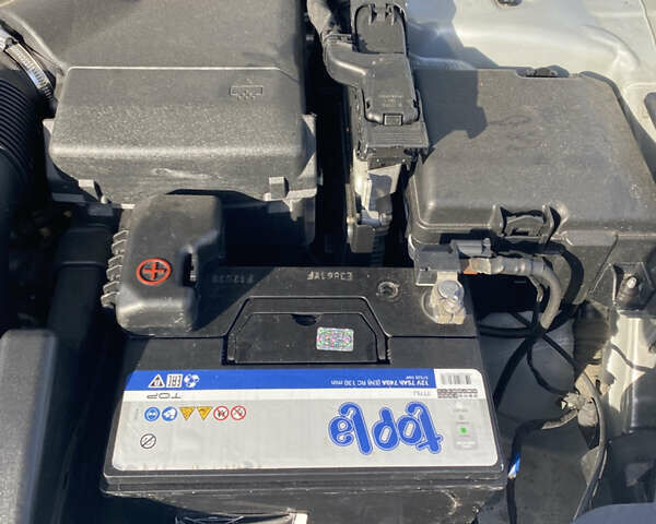 Хендай Соната 2014 у Києві на Automoto.ua Сірий Хендай Соната, об'ємом двигуна 2 л та пробігом 252 тис. км за 7350 $, фото 21 на Automoto.ua