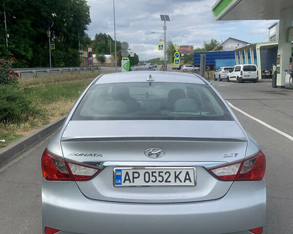 Сірий Хендай Соната, об'ємом двигуна 2 л та пробігом 120 тис. км за 9000 $, фото 3 на Automoto.ua