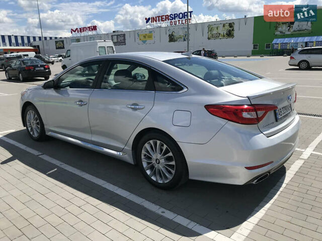 Серый Хендай Соната, объемом двигателя 2.36 л и пробегом 134 тыс. км за 11500 $, фото 4 на Automoto.ua