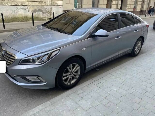 Сірий Хендай Соната, об'ємом двигуна 2 л та пробігом 360 тис. км за 10000 $, фото 4 на Automoto.ua