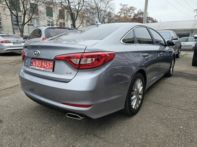 Серый Хендай Соната, объемом двигателя 2 л и пробегом 60 тыс. км за 14200 $, фото 1 на Automoto.ua