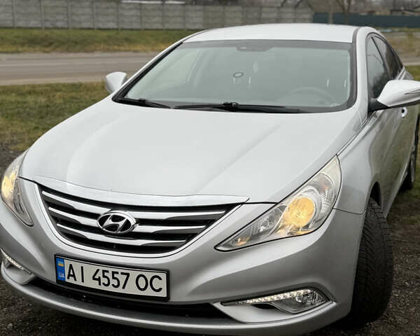 Серый Хендай Соната, объемом двигателя 2.36 л и пробегом 160 тыс. км за 11500 $, фото 5 на Automoto.ua