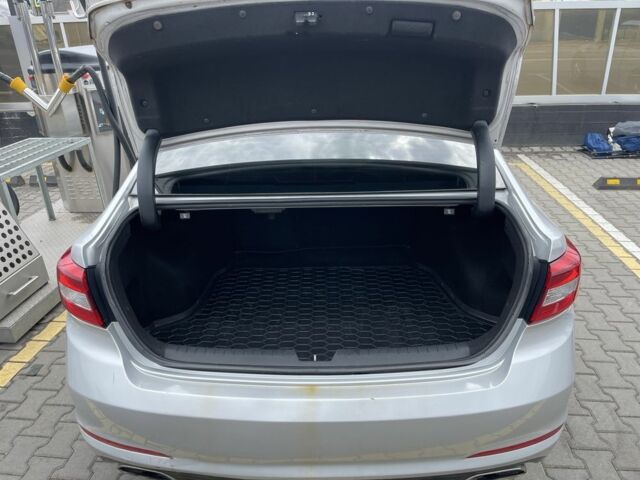 Серый Хендай Соната, объемом двигателя 2.4 л и пробегом 136 тыс. км за 10800 $, фото 8 на Automoto.ua