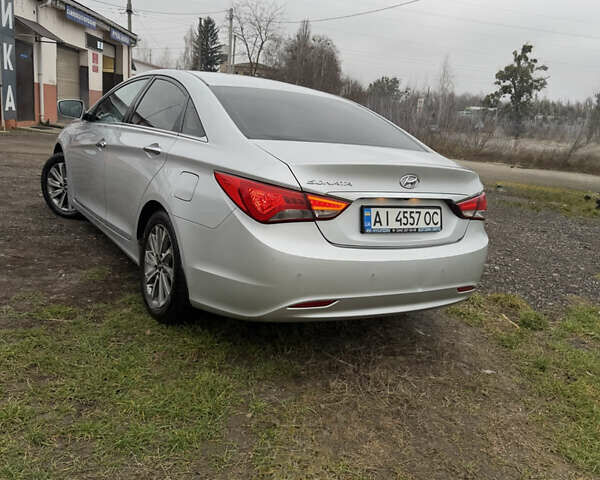 Серый Хендай Соната, объемом двигателя 2.36 л и пробегом 160 тыс. км за 11500 $, фото 9 на Automoto.ua