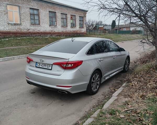 Серый Хендай Соната, объемом двигателя 2.4 л и пробегом 190 тыс. км за 11000 $, фото 3 на Automoto.ua