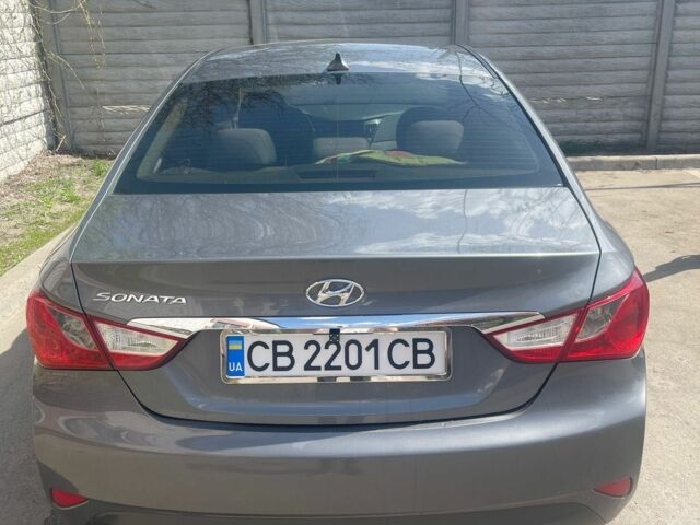 Серый Хендай Соната, объемом двигателя 2.4 л и пробегом 125 тыс. км за 8200 $, фото 5 на Automoto.ua