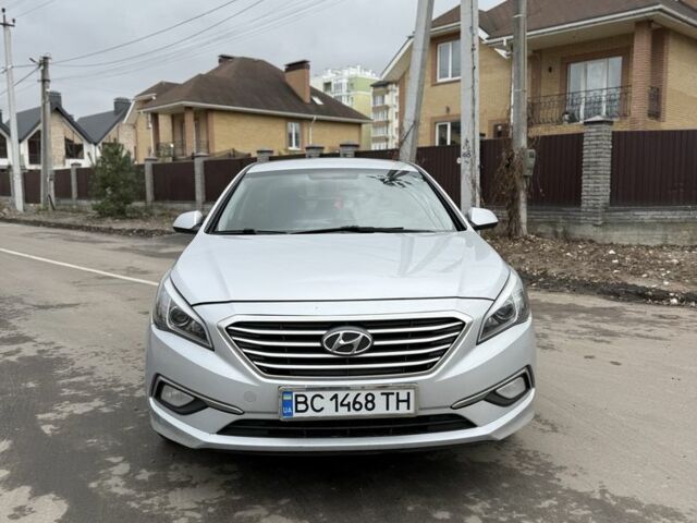 Серый Хендай Соната, объемом двигателя 2 л и пробегом 220 тыс. км за 6700 $, фото 1 на Automoto.ua