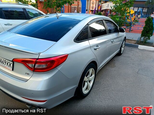 Сірий Хендай Соната, об'ємом двигуна 2 л та пробігом 360 тис. км за 10400 $, фото 3 на Automoto.ua