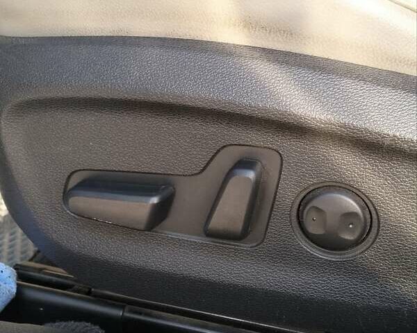 Серый Хендай Соната, объемом двигателя 2.36 л и пробегом 105 тыс. км за 11300 $, фото 11 на Automoto.ua