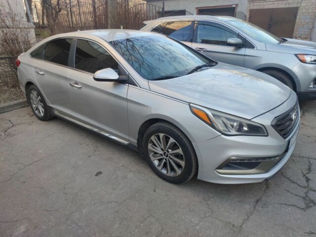 Серый Хендай Соната, объемом двигателя 2.4 л и пробегом 170 тыс. км за 9500 $, фото 3 на Automoto.ua