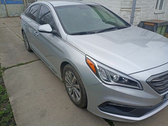 Серый Хендай Соната, объемом двигателя 2.4 л и пробегом 70 тыс. км за 11000 $, фото 4 на Automoto.ua