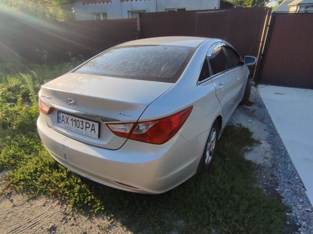 Сірий Хендай Соната, об'ємом двигуна 2 л та пробігом 273 тис. км за 6800 $, фото 5 на Automoto.ua