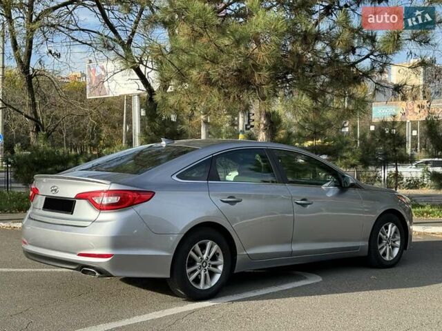 Хендай Соната 2014 у Одесі на Automoto.ua Сірий Хендай Соната, об'ємом двигуна 2.4 л та пробігом 190 тис. км за 10300 $, фото 8 на Automoto.ua