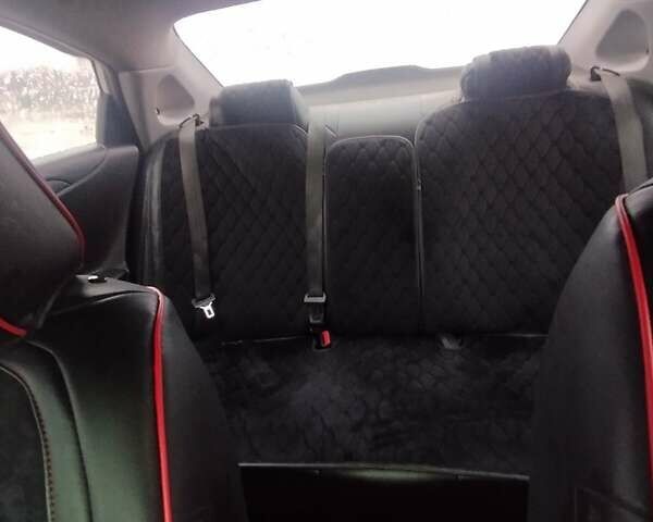 Серый Хендай Соната, объемом двигателя 2 л и пробегом 460 тыс. км за 5500 $, фото 4 на Automoto.ua