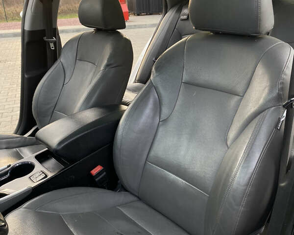 Серый Хендай Соната, объемом двигателя 2.4 л и пробегом 175 тыс. км за 8300 $, фото 15 на Automoto.ua