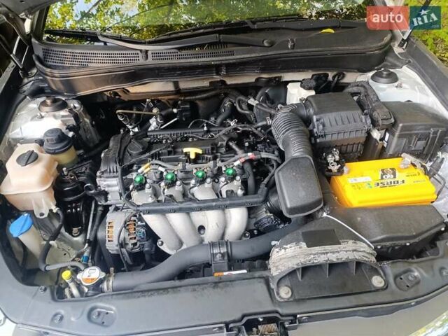 Сірий Хендай Соната, об'ємом двигуна 2 л та пробігом 271 тис. км за 6700 $, фото 5 на Automoto.ua