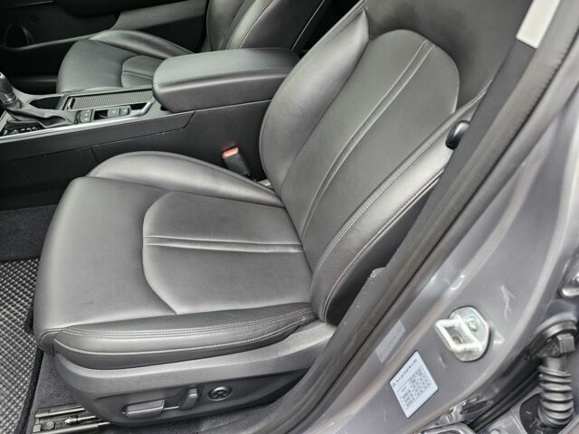 Серый Хендай Соната, объемом двигателя 2 л и пробегом 60 тыс. км за 14200 $, фото 10 на Automoto.ua