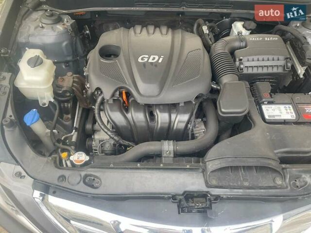 Сірий Хендай Соната, об'ємом двигуна 2.36 л та пробігом 180 тис. км за 8350 $, фото 11 на Automoto.ua