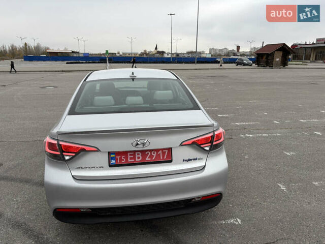 Хендай Соната 2015 в Харькове на Automoto.ua Серый Хендай Соната, объемом двигателя 2 л и пробегом 114 тыс. км за 14200 $, фото 29 на Automoto.ua
