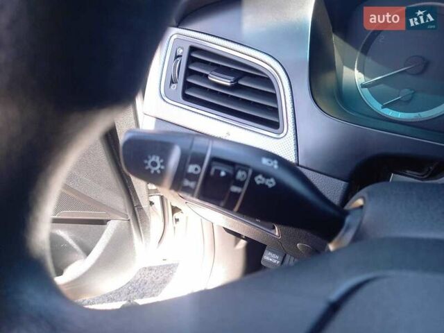 Серый Хендай Соната, объемом двигателя 2 л и пробегом 231 тыс. км за 9100 $, фото 31 на Automoto.ua