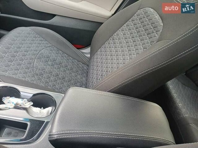 Хендай Соната 2015 у Золотоноше на Automoto.ua Сірий Хендай Соната, об'ємом двигуна 2.36 л та пробігом 90 тис. км за 11300 $, фото 21 на Automoto.ua