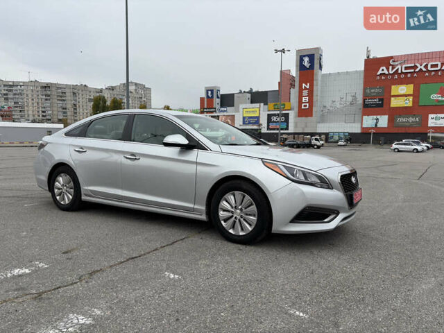 Хендай Соната 2015 в Харькове на Automoto.ua Серый Хендай Соната, объемом двигателя 2 л и пробегом 114 тыс. км за 14200 $, фото 2 на Automoto.ua