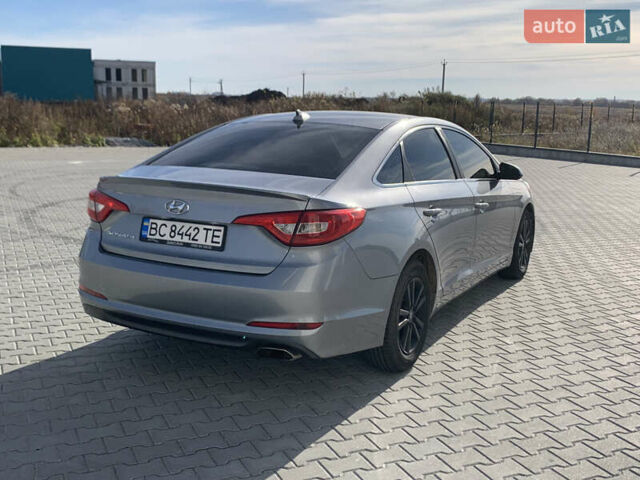 Серый Хендай Соната, объемом двигателя 2.36 л и пробегом 40 тыс. км за 11800 $, фото 7 на Automoto.ua