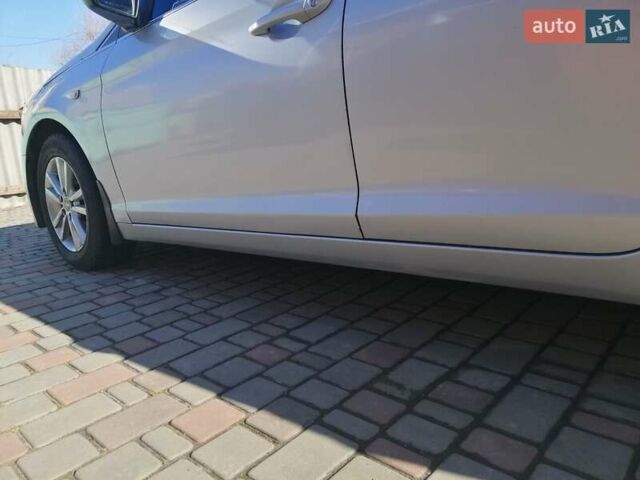 Сірий Хендай Соната, об'ємом двигуна 2 л та пробігом 335 тис. км за 9200 $, фото 10 на Automoto.ua