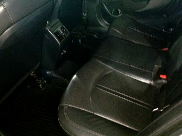 Серый Хендай Соната, объемом двигателя 2 л и пробегом 345 тыс. км за 10000 $, фото 9 на Automoto.ua