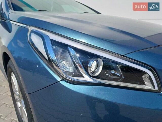 Хендай Соната 2015 у Києві на Automoto.ua Сірий Хендай Соната, об'ємом двигуна 2.36 л та пробігом 138 тис. км за 10600 $, фото 9 на Automoto.ua