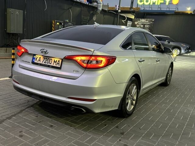 Серый Хендай Соната, объемом двигателя 1.6 л и пробегом 3 тыс. км за 10500 $, фото 4 на Automoto.ua