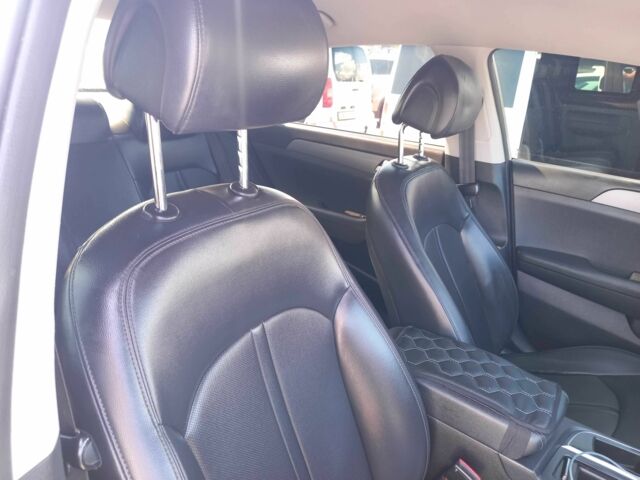 Сірий Хендай Соната, об'ємом двигуна 2 л та пробігом 231 тис. км за 9100 $, фото 19 на Automoto.ua