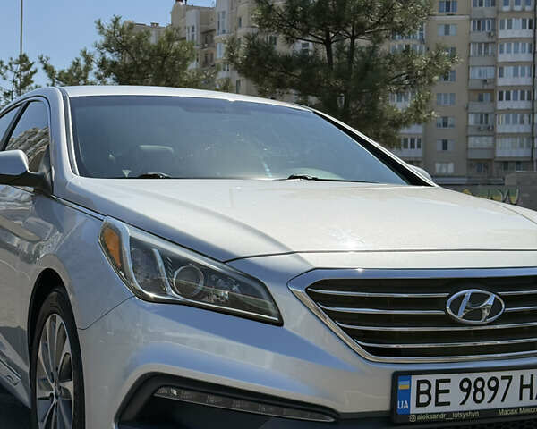 Серый Хендай Соната, объемом двигателя 2.36 л и пробегом 160 тыс. км за 10500 $, фото 2 на Automoto.ua
