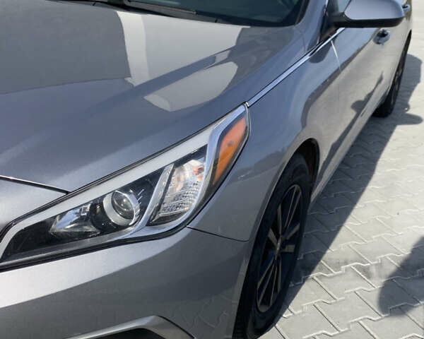 Серый Хендай Соната, объемом двигателя 2.36 л и пробегом 40 тыс. км за 11800 $, фото 13 на Automoto.ua