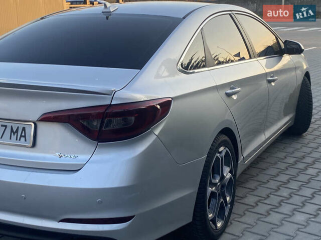 Хендай Соната 2015 в Могилев-Подольском на Automoto.ua Серый Хендай Соната, объемом двигателя 2.36 л и пробегом 200 тыс. км за 8999 $, фото 16 на Automoto.ua