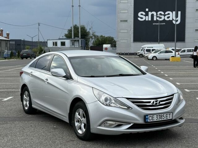 Серый Хендай Соната, объемом двигателя 2 л и пробегом 400 тыс. км за 5000 $, фото 3 на Automoto.ua