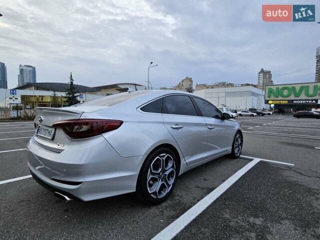 Сірий Хендай Соната, об'ємом двигуна 2.36 л та пробігом 220 тис. км за 8999 $, фото 3 на Automoto.ua