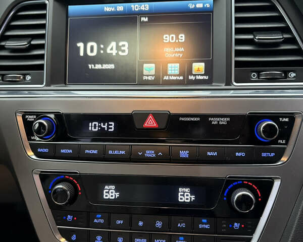 Сірий Хендай Соната, об'ємом двигуна 2 л та пробігом 200 тис. км за 13900 $, фото 17 на Automoto.ua