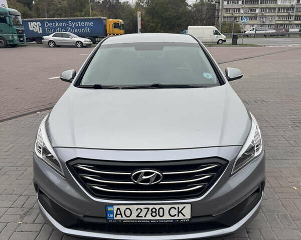 Хендай Соната 2015 в Киеве на Automoto.ua Серый Хендай Соната, объемом двигателя 2.36 л и пробегом 160 тыс. км за 10000 $, фото 11 на Automoto.ua