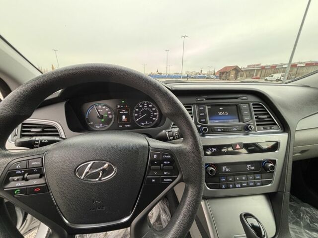 Сірий Хендай Соната, об'ємом двигуна 2 л та пробігом 114 тис. км за 14200 $, фото 20 на Automoto.ua