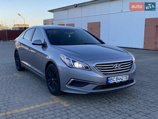 Серый Хендай Соната, объемом двигателя 2.36 л и пробегом 40 тыс. км за 10700 $, фото 1 на Automoto.ua