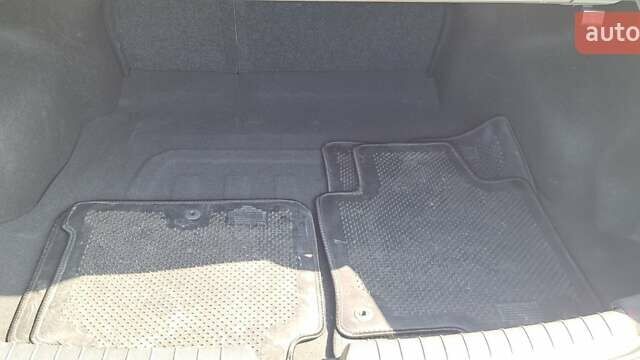 Серый Хендай Соната, объемом двигателя 2.36 л и пробегом 89 тыс. км за 11500 $, фото 3 на Automoto.ua